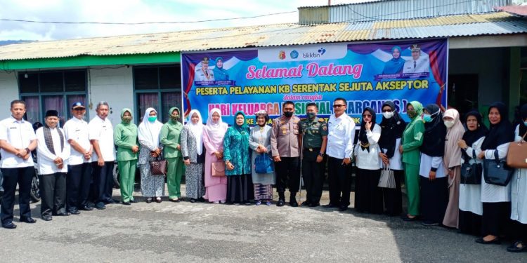 Peringati Harganas ke 29 ‘DISPENDUK’ Kota Solok Lakukan Pelayanan KB Serentak Akseptor