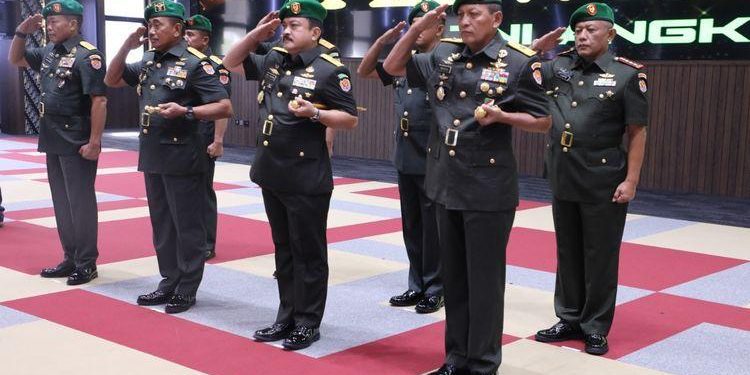 KSAD Sertijab 4 Jabatan Strategis, Brigjen Yudha Jadi Komandan Pusat Intelijen AD