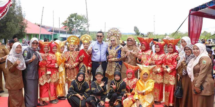 Jemput Bola, Bupati Solok Epiyardi Asda Kunjungi Masyarakat Koto Laweh