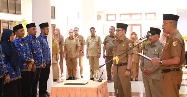 50 Pejabat Fungsional di kota Solok dilantik dan diambil Sumpah oleh Sekda Syaiful