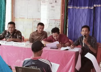 KEPALA DESA SRI KEMBANG LAKUKAN VALIDASI DATA KPM BLT 2023