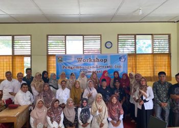 Habibullah,S.Pd.MM dan Elfi Noviarni,S.Pd Jadi Narasumber Workshop di SMPn 4 Kubung
