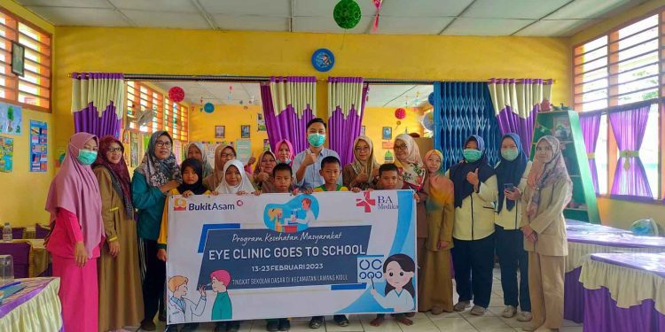 Bukit Asam Gelar Pengobatan Mata Gratis untuk 1.000 Siswa SD