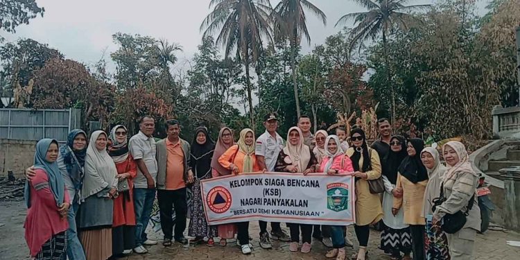 Pemerintah Nagari Bersama KSB Panyakalan Berikan Bantuan Kepada Korban Kebakaran  Di Kinari