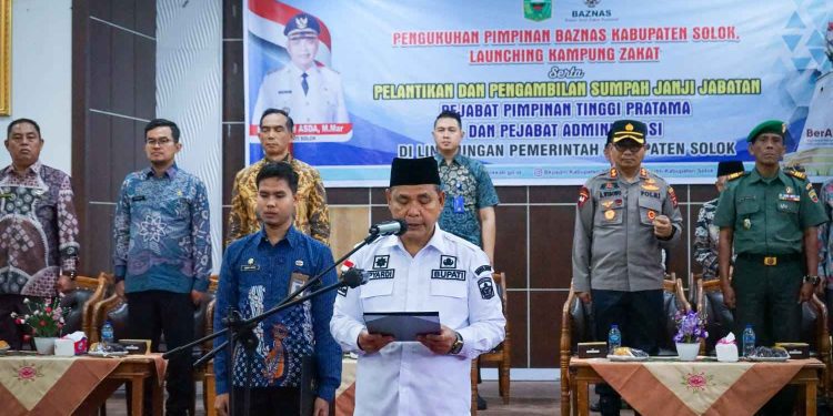 Bupati Solok kukuhkan Pimpinan Baznas disertai Pelantikan Jabatan Pimpinan Tinggi Pratama dan Pejabat Administrator