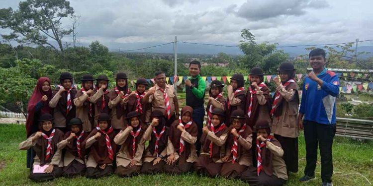 Pengukuhan peserta Penggalang Pesantren Syekh Muhammad Muhsin mengadakan PERJUSAMI