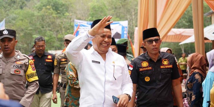Bupati Menampung Aspirasi Masyarakat di Alek Festival 3 Embung Nagari Gaung