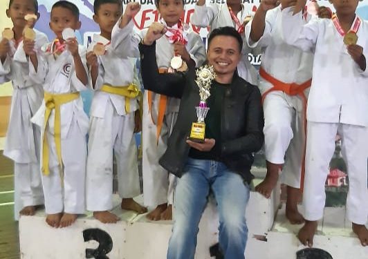 SDN 01 Saok Laweh Bertabur PrestasiAli Candra : Alhamdulillah Berkat Kerja Keras dan Tim Yang Solid