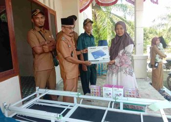 Pemdes Buana Murti Bagikan BLT Ekstrem Tahap Pertama