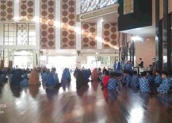 Didikan Subuh MDTA Masjid Agung Kota Solok Dihadiri Orang Tua