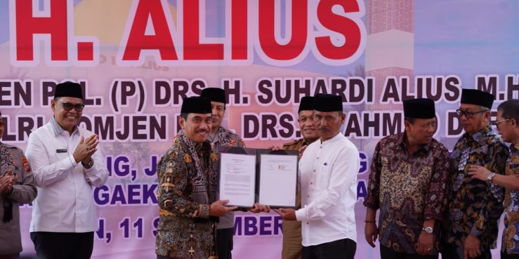 Peresmian Mesjid H. Alius di Koto Gaek Guguak