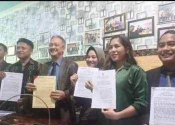 Tim Kuasa Hukum Menjawab Konfrensi Pers Pihak PT Sentosa Kurnia Bahagia