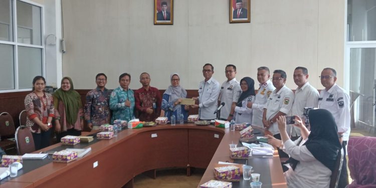 Sekda Kab.Solok menerima kedatangan Tim  BPKP Perwakilan Sumbar