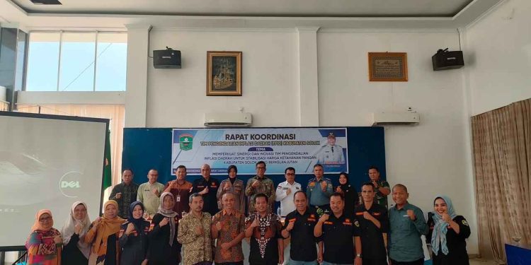 Medison pimpin Rakor tim Pengendalian Inflasi Daerah Kabupaten Solok Tahun 2023.