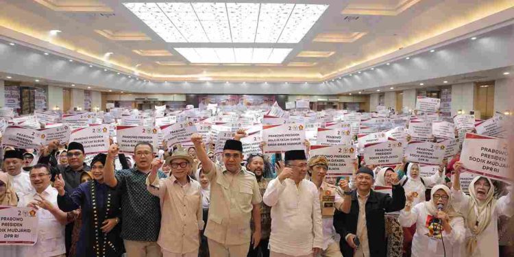 Muzani Minta Emak-emak Santun Ajak Keluarga dan Sekitar Pilih Prabowo