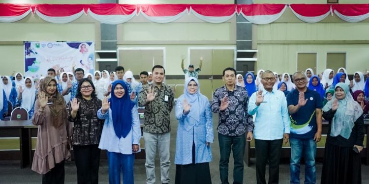 Kadis Kominfo Launching Kepiting (Keluarga Peduli Stunting)