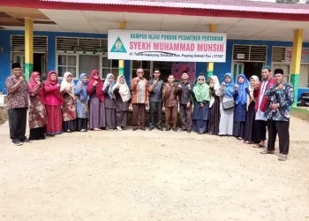 H.Kardinal, N.MM Melantik Deka Afrizal, A.Md sebagai kepala Madrasah Tsanawiyah yang Baru Menggantikan Yulipa Yanti, M.Pd