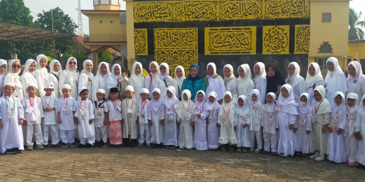 TK.Dharma wanita Laksanakan Manasik Haji