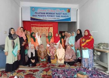 PERWATI kota Solok Adakan Pelatihan Membuat Nugget Ikan