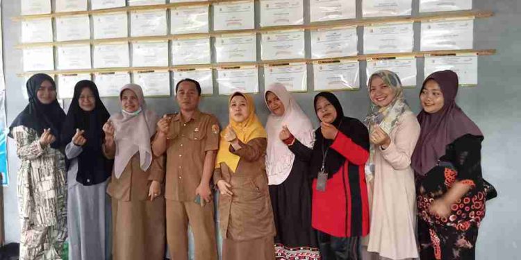 DPPKB Kota Solok Adakan Pembinaan ke Kader BKB Kelurahan IX Korong