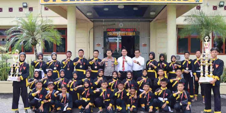 Di Bawah Binaan Kapolres Musi Rawas, Pencak Silat HIMSSI GP Polres Mura Berhasil Raih Juara Umum III Kejuaraan Nasional Open Tournament Musi Banyuasin