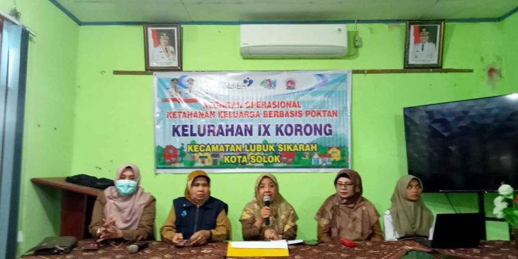DPPKB Kota Solok Adakan Kegiatan Operasional Ketahanan Keluarga Berbasis Poktan Di Kelurahan IX Korong