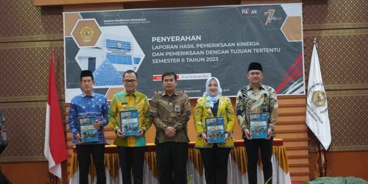 Pj Bupati Hani Syopiar Rustam Terima Hasil LHP Kinerja dan Pemeriksaan Dari BPK RI