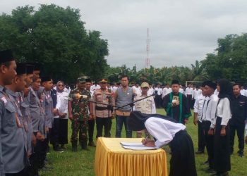 Dukung Kelancaran Pemilu, Kapolsek Pangkalan Balai Hadiri Pelantikan KPPS Se- Kecamatan Sembawa