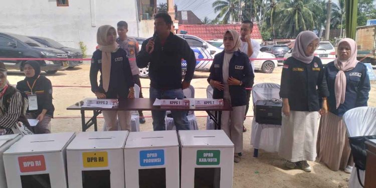KPU Kabupaten Solok Selenggarakan Simulasi Pemungutan dan Perhitungan Suara pada Pemilu Tahun 2024