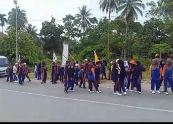 Osis SMPN 5 Lembang Jaya Mengadakan Tadabur Alam ke Kota Solok