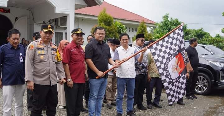 SUTAN RISKA LEPAS PENDISTRIBUSIAN LOGISTIK PILKADA 2024