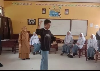 Belajar  Matematika Menyenangkan Dengan  Bola – Bola Soal