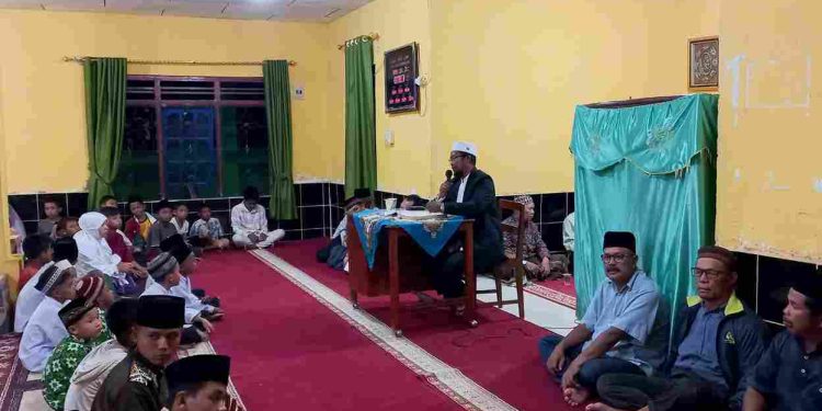 Mushalla Darul Fallah Dusun Padang Panjang Jorong Telaga Laweh Sulit Air Adakan Wirid Bulanan