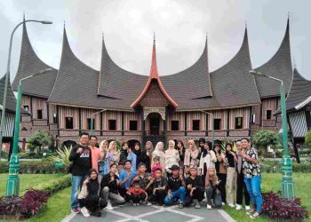 Eduwisata Sejarah SMPN 4 Hiliran Gumanti