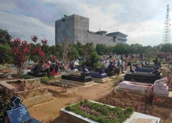 MENJELANG MASUK RAMADHON TPU BETUNG RAMAI DI KUNJUNGI WARGA