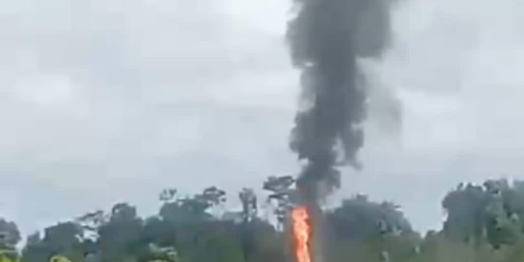 Saat Sertijab Polsek Sanga Desa, Api Berkobar Di Talang Kemang Satu Bor Ilegal Meledak