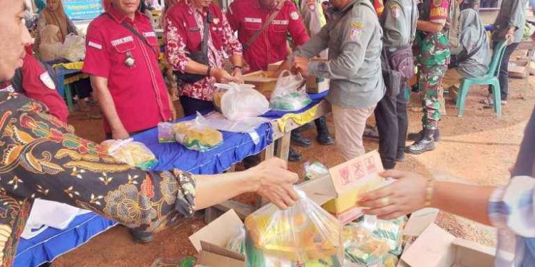 Pj Bupati Hani Syopiar Rustam : Pasar Murah Digelar Merupakan Wujud Pelaksanaan dari Intruksi Serta Arahan Presiden