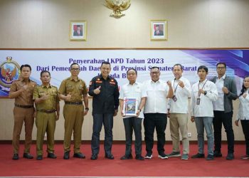 Pemerintah Kabupaten Solok Serahkan LKPD 2023 Kepada BPK RI Perwakilan Sumbar