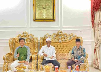 Ketua IKM Banyuasin Bersama Pengurus Lainnya Bersilahturahmi ke Kediaman Keluarga Besar IKM di Banyuasin