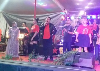 Ketua Umum H.Gusra Yetri Hadiri Undangan peresmian orkes OM Syakira music