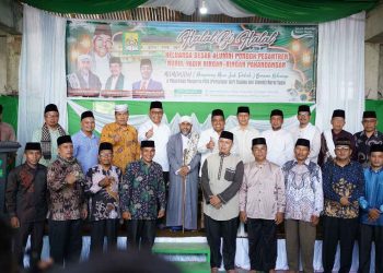 Diawal Halal Bihalal, Bupati Solok Lakukan Ziarah ke Makam Sekh H. Ali Imran Bin Hasan Tuangku Bagindo