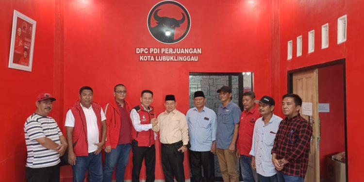 Bismillah !! Maju Pilkada 2024, Imam Senen Daftar ke PDI Perjuangan Kota Lubuklinggau