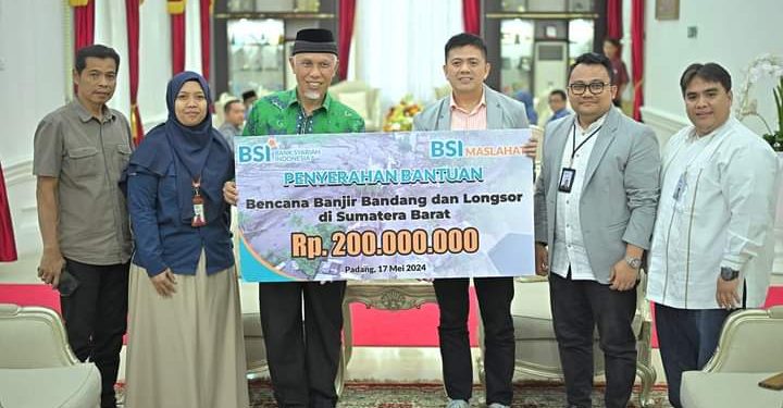 Penanganan Bencana, Gubernur Mahyeldi Terima Bantuan Rp200 Juta dari BSI dan 6 Ton Minyak Goreng dari Apical Group
