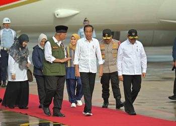 Gubernur Mahyeldi Sambut Kedatangan Presiden Jokowi