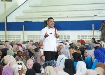 Bupati Solok Epyardi Asda dan Keberpihakan pada Buruh