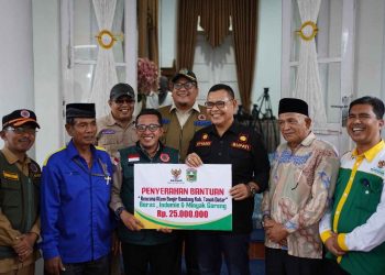 Bantu Korban Galodo Tanah Datar, Bupati Solok Epyardi Asda Bahas Penanganan dengan Kepala BNPB dan BMKG