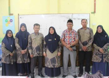 MIN Kota Solok Adakan Pelepasan Sekaligus Penyerahan Siswa Kelas 6 ke Komite dan Walimurid