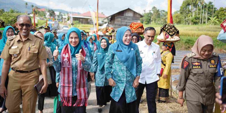 PKK Merupakan Salah Satu Elemen Yang Turut serta Membangun Kabupaten Solok