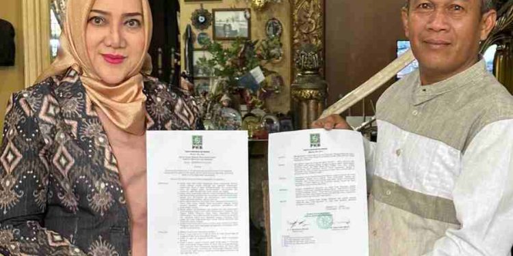 RAMAH PRO, Hj Ratna Machmud – H Prayitno Terima SK Berpasangan dari DPP PKB