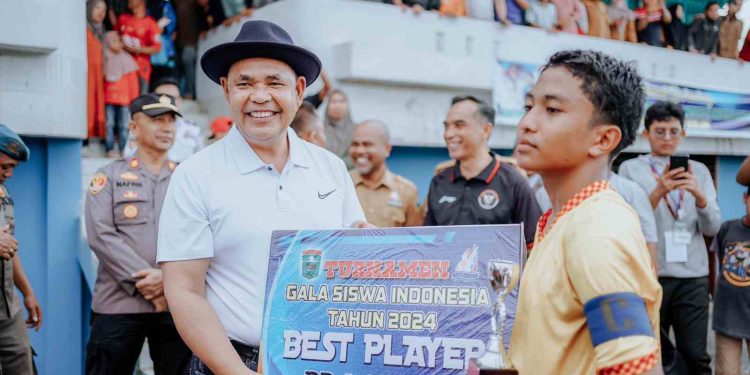 Kec. X Kt.Singkarak Juara 1 Turnamen GSI, Bupati Solok Menutup Secara Resmi